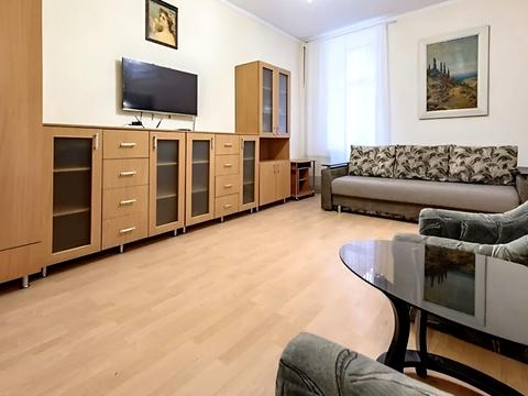 квартира за адресою Футуристів пров., 9