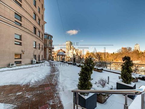 комерційна за адресою Гетьмана Павла Скоропадського вул. (Льва Толстого), 39