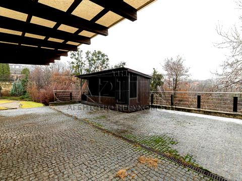 будинок за адресою вул. Локомотивна