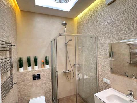 квартира по адресу Французский бульв., 2