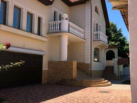 будинок за адресою Харківська вул., 6