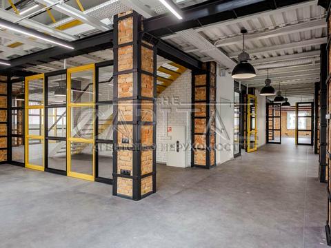 комерційна за адресою Дмитра Дорошенка вул. (Чигоріна), 2