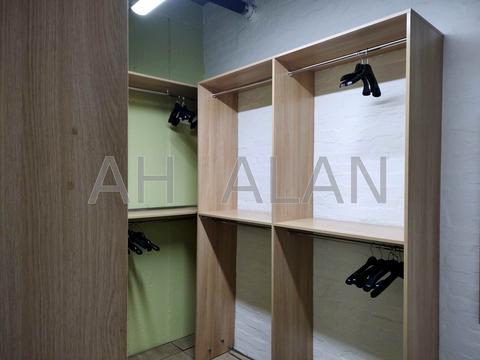 комерційна за адресою Вацлава Гавела бульв. (Івана Лепсе), 63