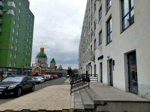 комерційна за адресою Корольова вул., 9