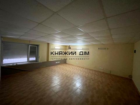 комерційна за адресою Михайла Донця вул., 19