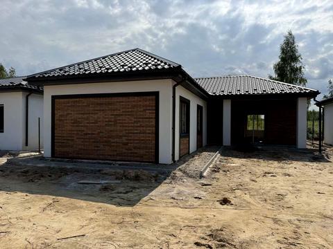 будинок за адресою успішна