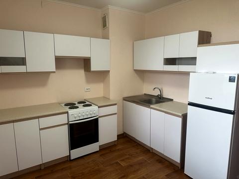 квартира за адресою Миколи Вінграновського вул., 2
