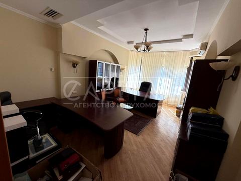 коммерческая по адресу Оболонская набережная ул., 11