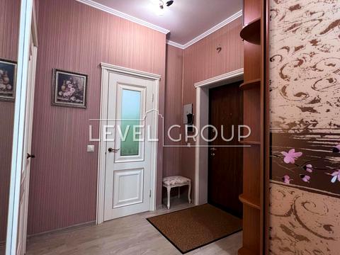 квартира за адресою Дніпровська набережна вул., 14-Б