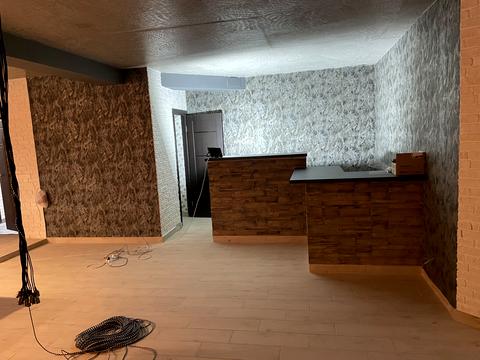 комерційна за адресою Західна вул., 10