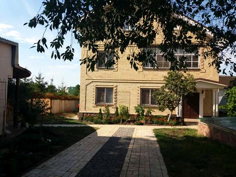 будинок за адресою Михайла Осадчого вул.