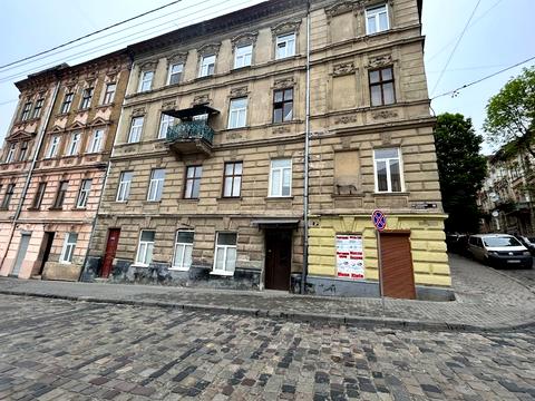 квартира за адресою Солодова вул., 3а