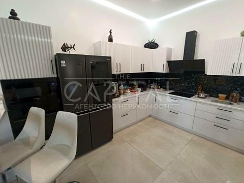 будинок за адресою Відродження вул.