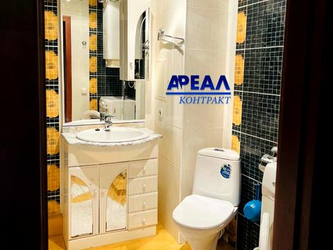 квартира по адресу Комарова ул., 27