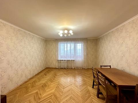 квартира по адресу Героев Полка "Азов ул. (Малиновского маршала), 11