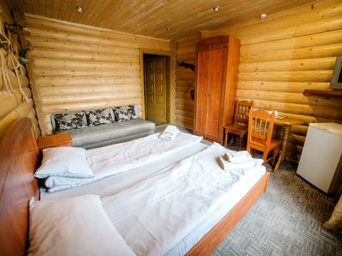 коммерческая по адресу с. Яблоница, Степана Бандери, 30