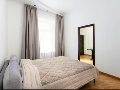 квартира за адресою Київ, Круглоуніверситетська вул., 6