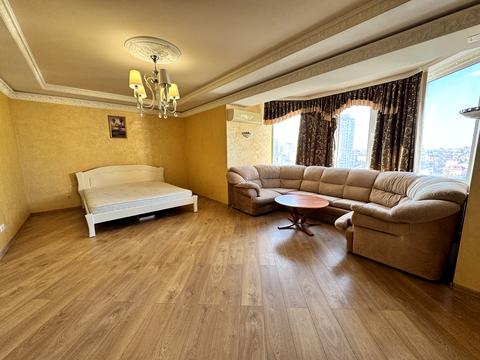 квартира за адресою Борщагівська вул., 206
