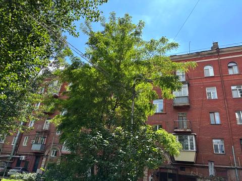 квартира за адресою Дмитра Яворницького просп. (Карла Маркса), 100