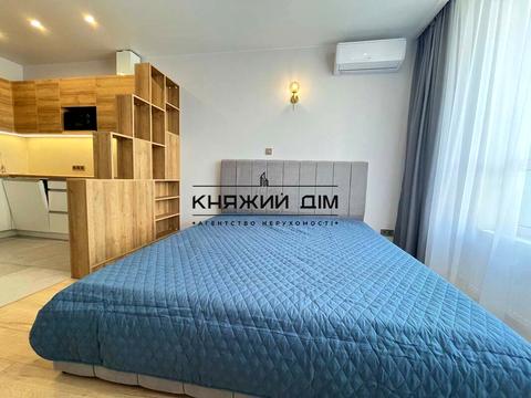 квартира за адресою Дніпровська набережна вул., 17В