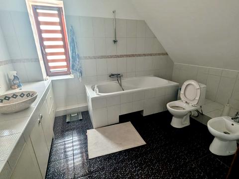 будинок за адресою Ялтинська вул.