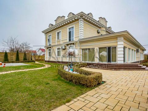 будинок за адресою Вишнева вул.