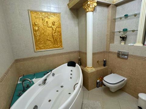 квартира за адресою Мирона Тарнавського вул. (Кутузова), 4