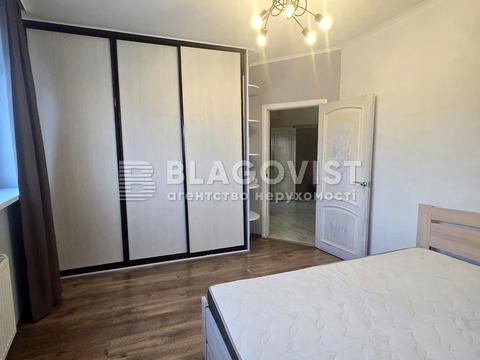 квартира за адресою Сім'ї Кульженків вул. (Петра Дегтяренка), 33