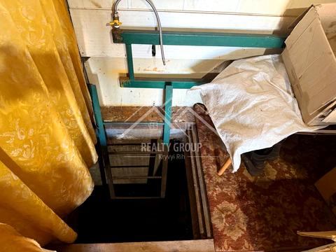 паркомісце за адресою Зв'язку вул., 1