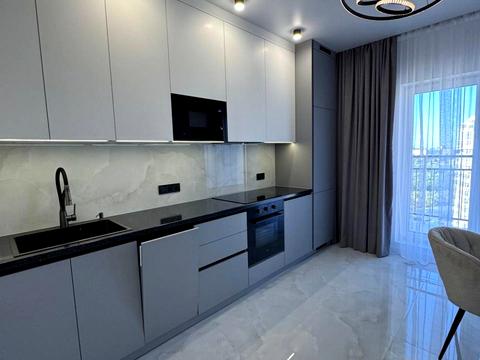 квартира за адресою Краснова вул., 1
