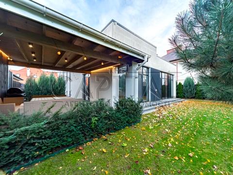 будинок за адресою Зоряна вул.