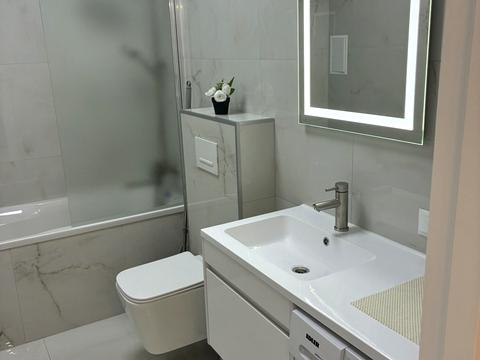 квартира за адресою Краснова вул., 1-В