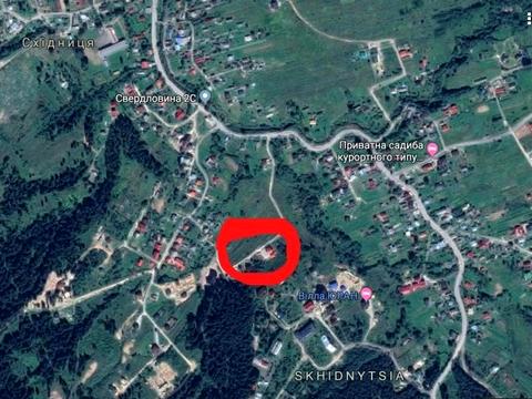 комерційна за адресою Коновальця, 13