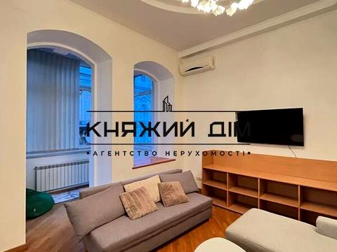 квартира по адресу Киев, Михайловская ул., 19