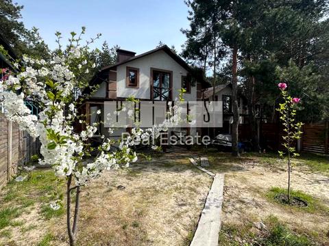 будинок за адресою Набережна