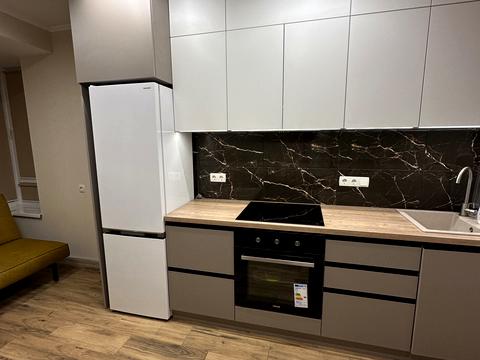 квартира за адресою Івана Білика вул. (Яблунева), 4