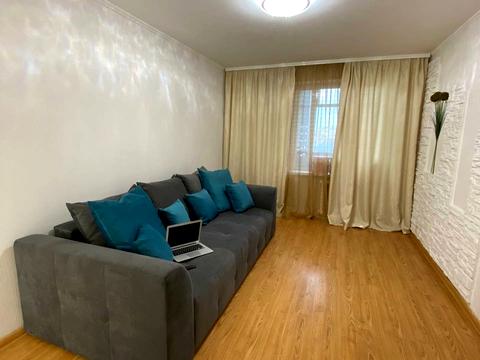 квартира по адресу Славы бульв.