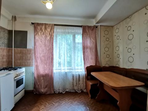 квартира за адресою Українська вул., 33