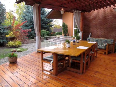 будинок за адресою Анатолія Солов'яненка вул.