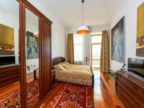 квартира за адресою Шовковична вул., 36/7