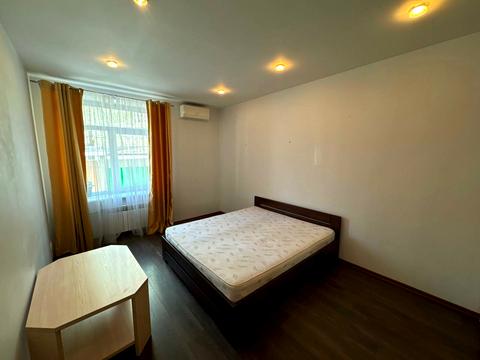 квартира за адресою Леоніда Первомайського вул., 9-А