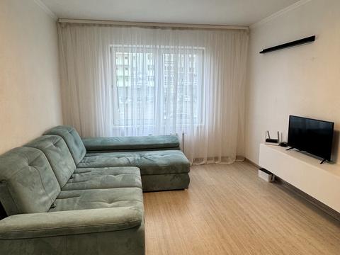 квартира за адресою Софії Русової вул., 7-А