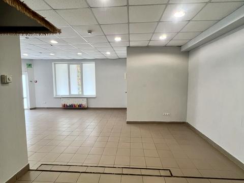 комерційна за адресою Івана Драча вул., 3