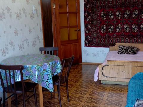 квартира за адресою Орешковая, 4