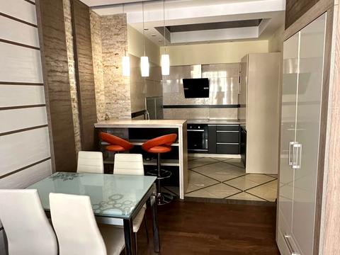 квартира за адресою В'ячеслава Чорновола просп. (), 73