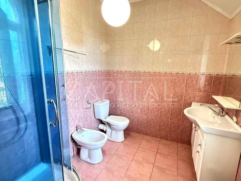 дом по адресу Листопадная ул.