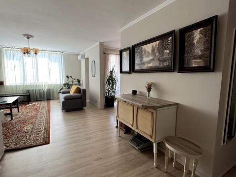 квартира по адресу Миколы Бажана просп., 1-М