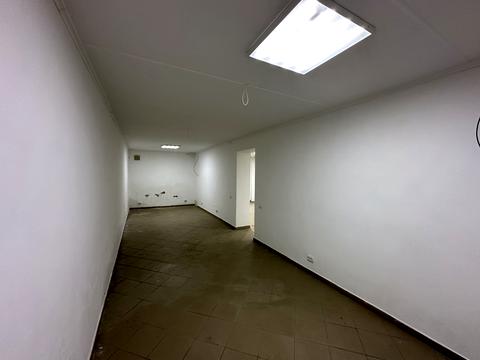 комерційна за адресою Агатангела Кримського вул., 5