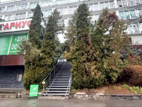 коммерческая по адресу Голосеевский просп. (40-летия Октября), 70
