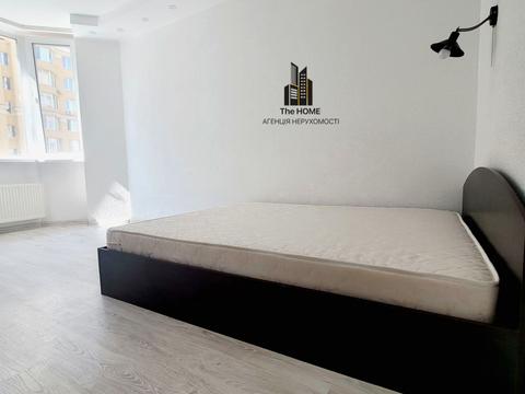 квартира за адресою Андрія Малишка вул. (Льва Толстого), 81
